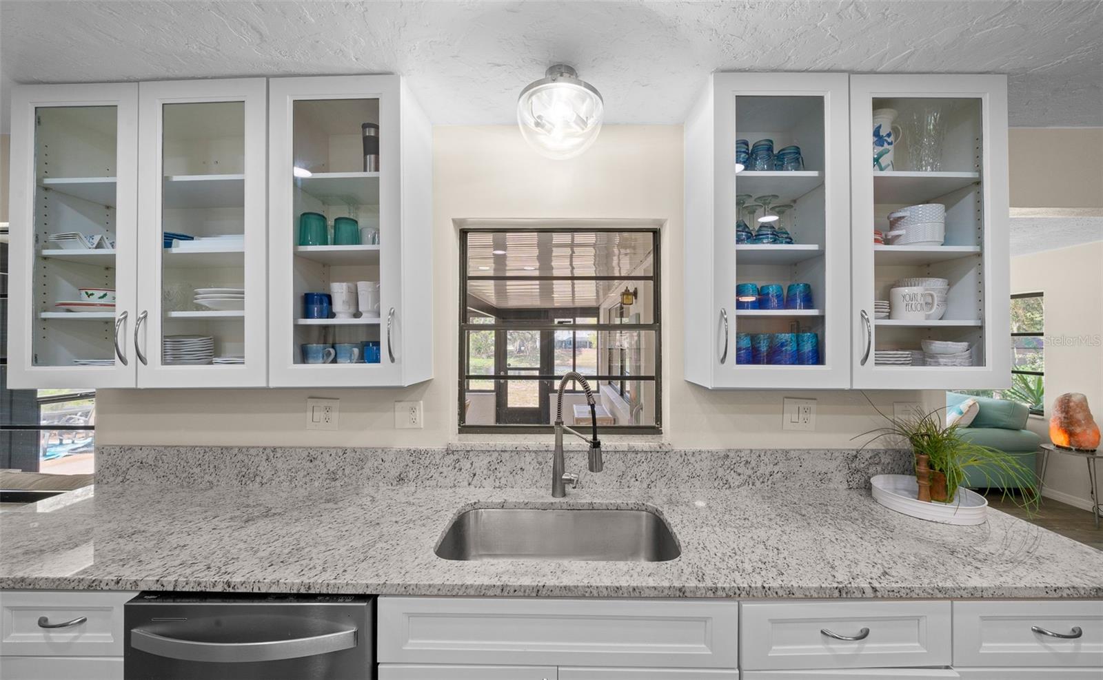 Image 48 of 76 For 9923 Saint Regis Court