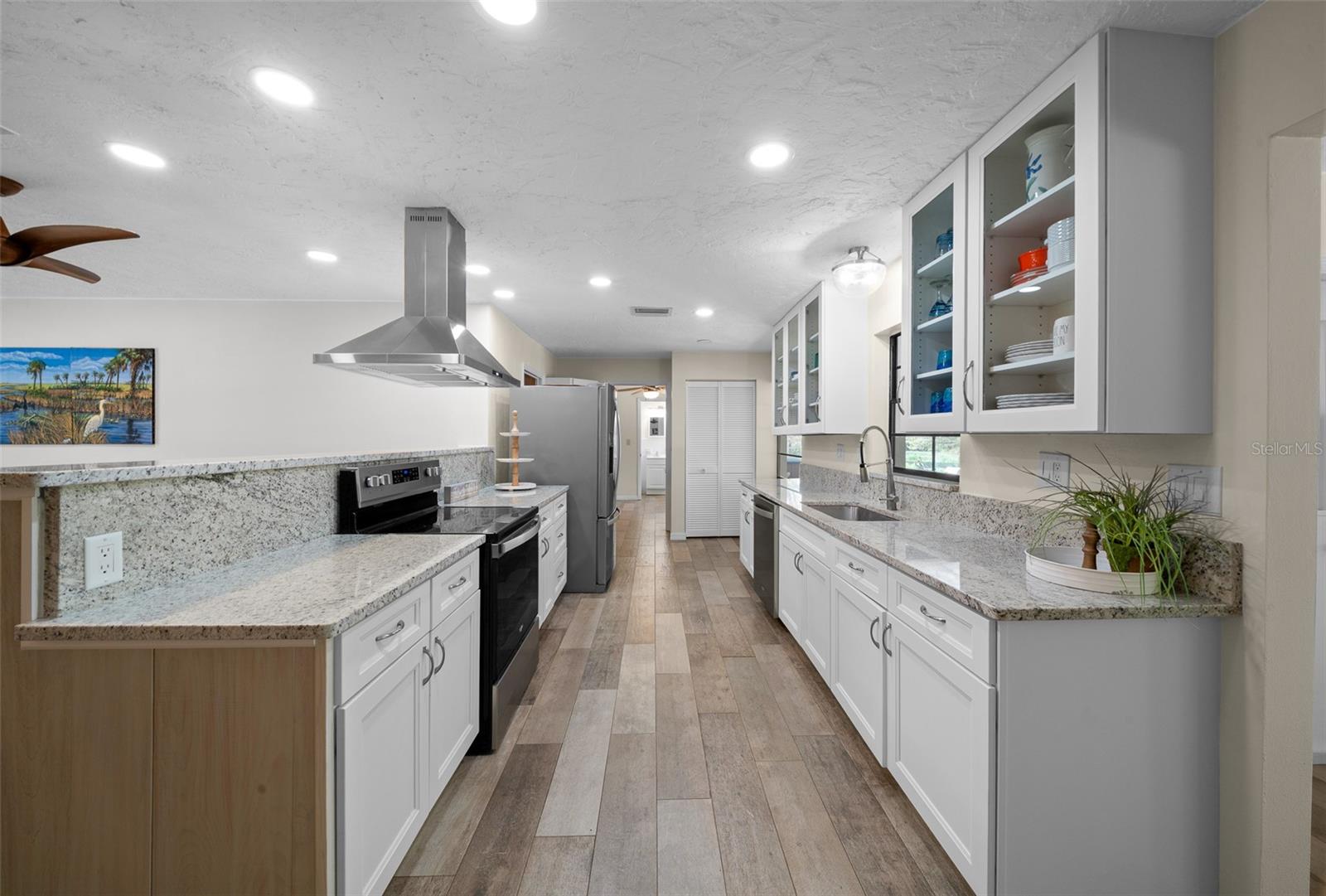 Image 50 of 76 For 9923 Saint Regis Court