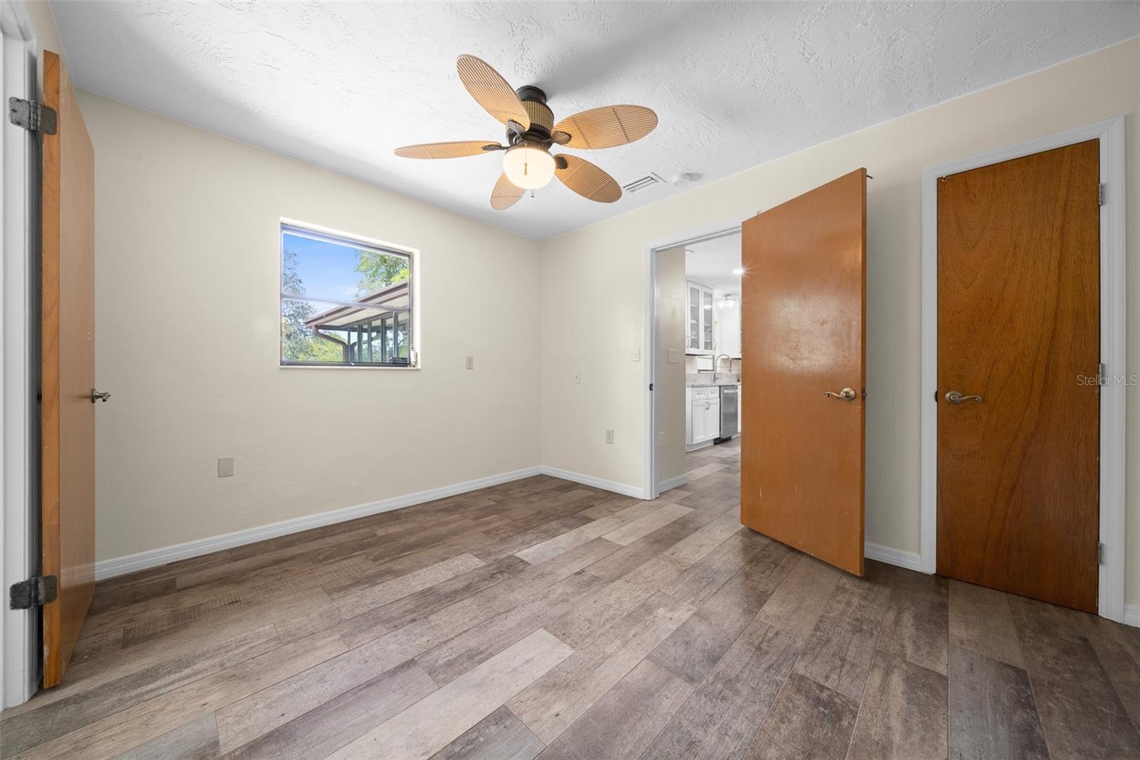 Image 53 of 76 For 9923 Saint Regis Court