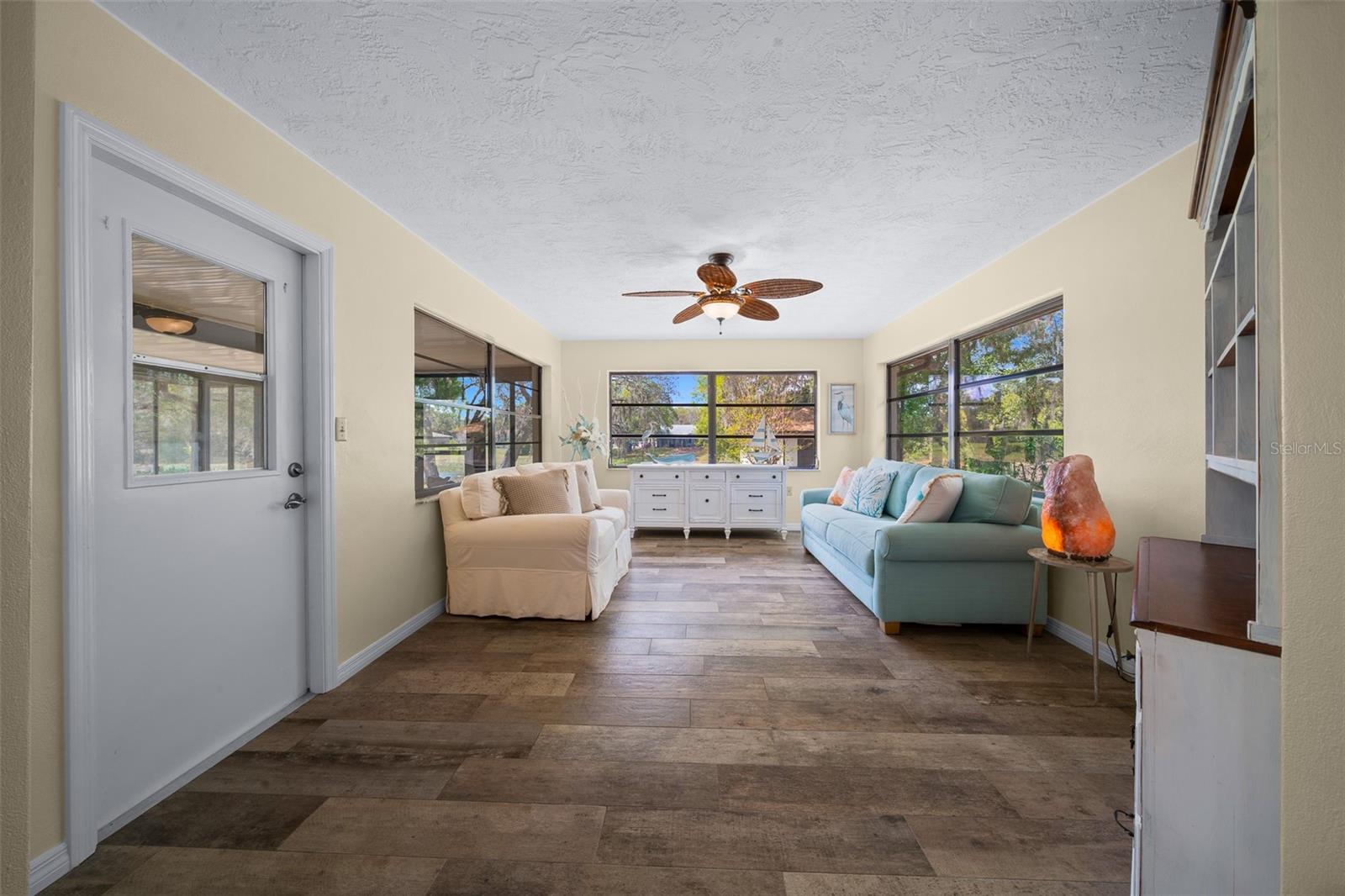 Image 59 of 76 For 9923 Saint Regis Court