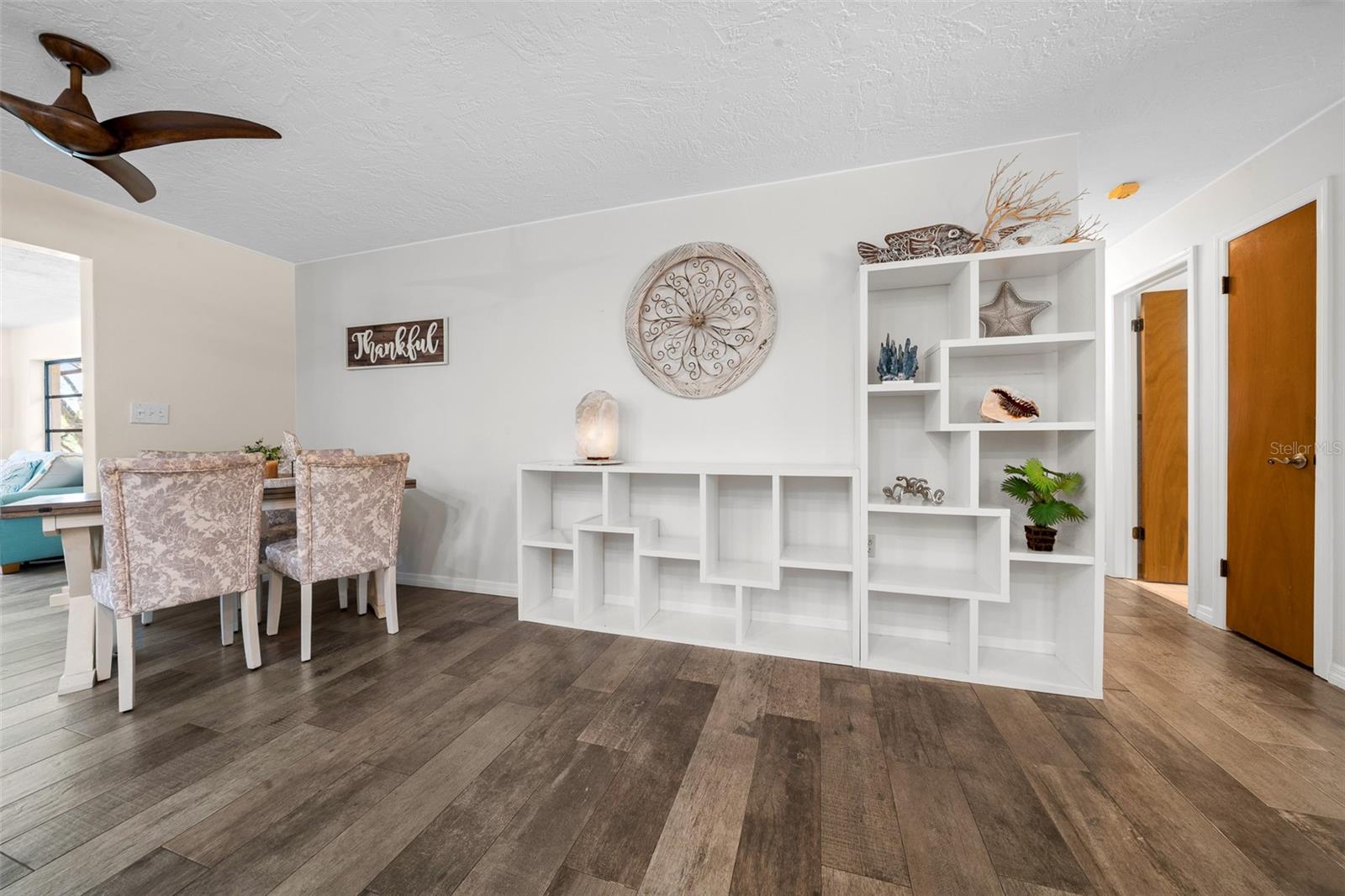 Image 64 of 76 For 9923 Saint Regis Court