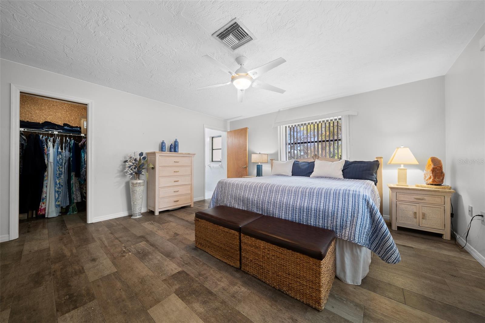 Image 71 of 76 For 9923 Saint Regis Court