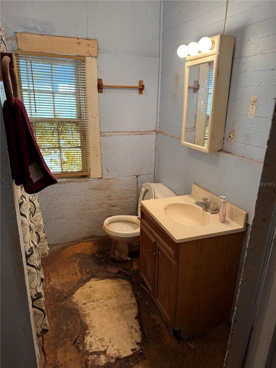 Image 9 of 13 For 337 Jeb Terrace