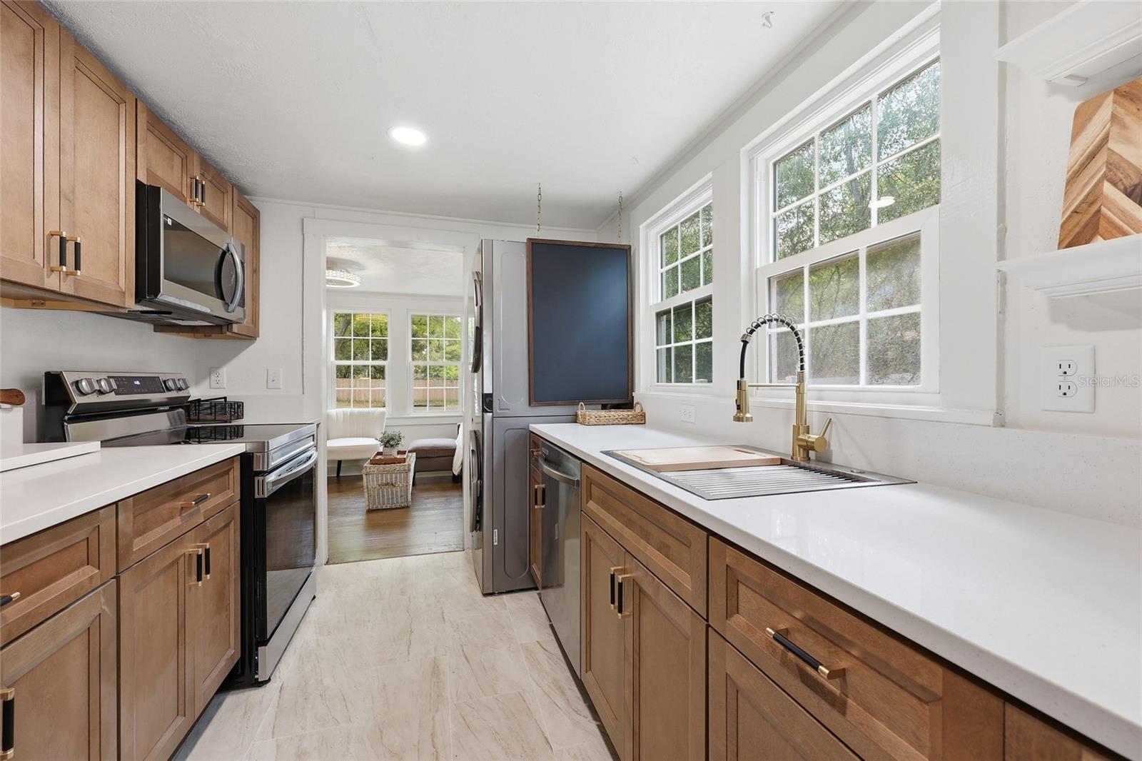 Image 6 of 22 For 3220 20th Street