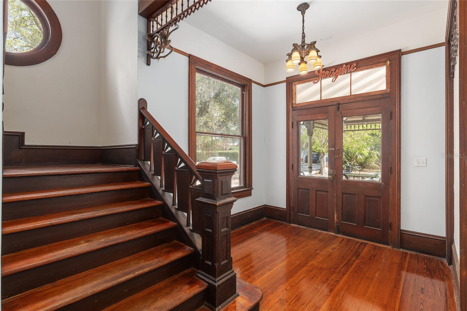 Image 16 of 88 For 306 3rd Street