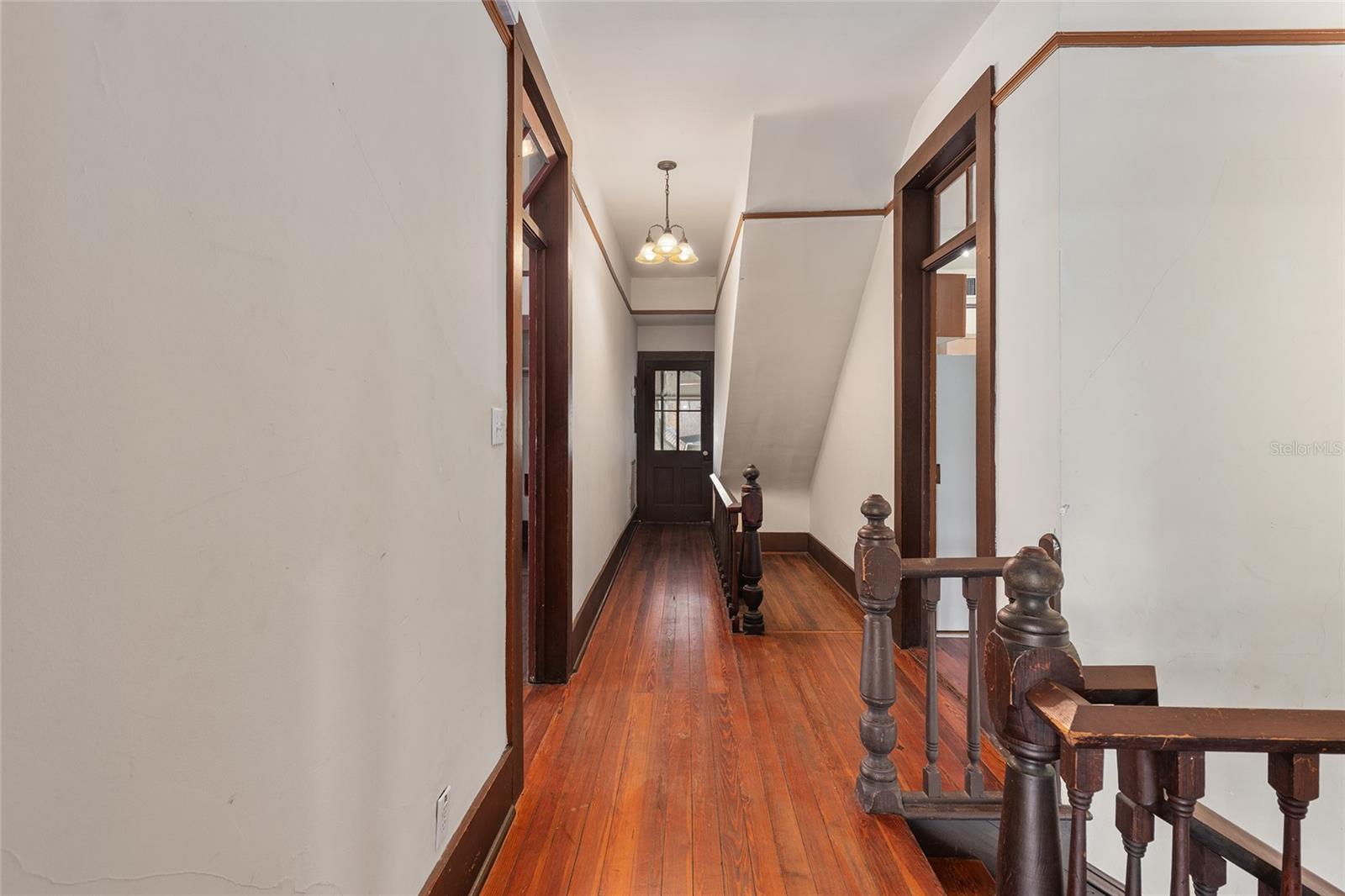 Image 21 of 88 For 306 3rd Street