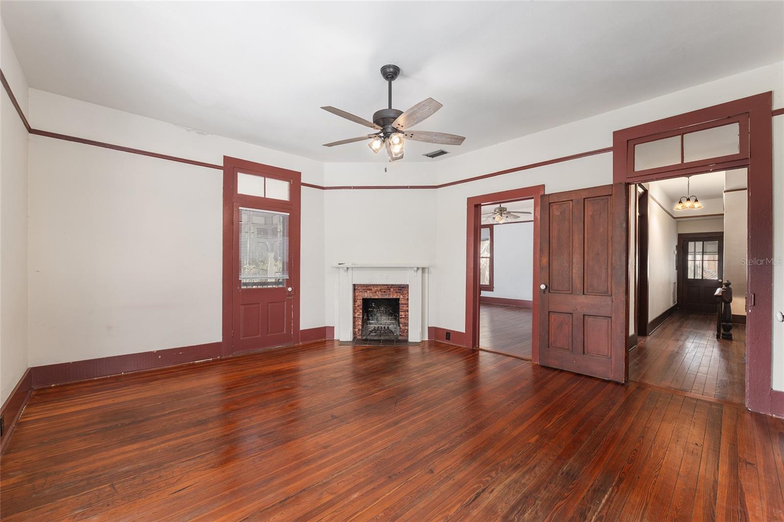 Image 30 of 88 For 306 3rd Street