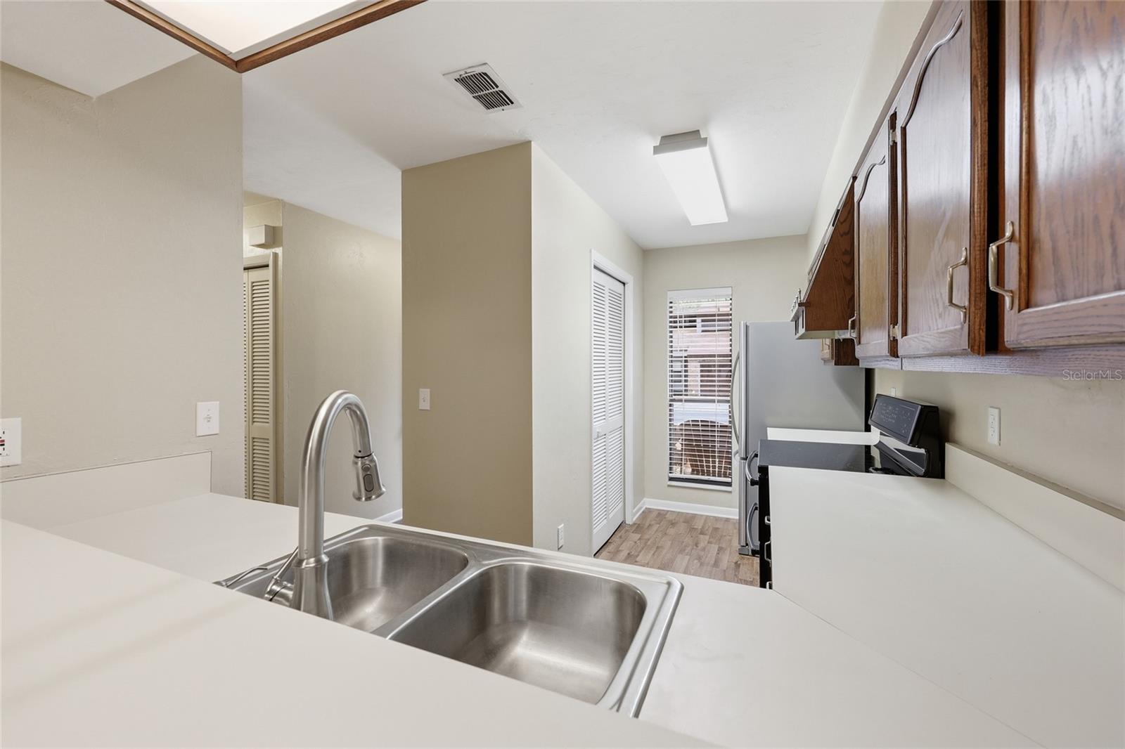 Image 12 of 24 For 3944 27th Lane