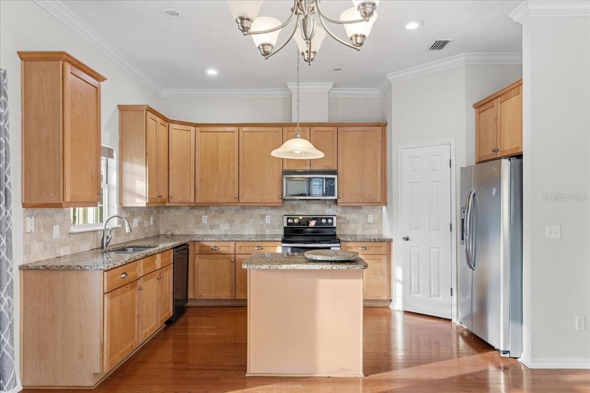 Image 10 of 42 For 7807 84th Way