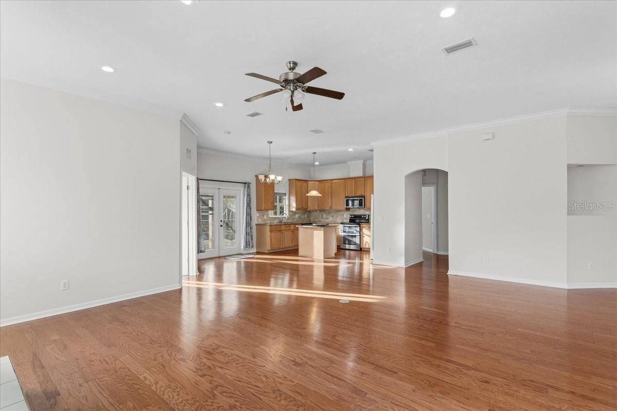 Image 9 of 42 For 7807 84th Way