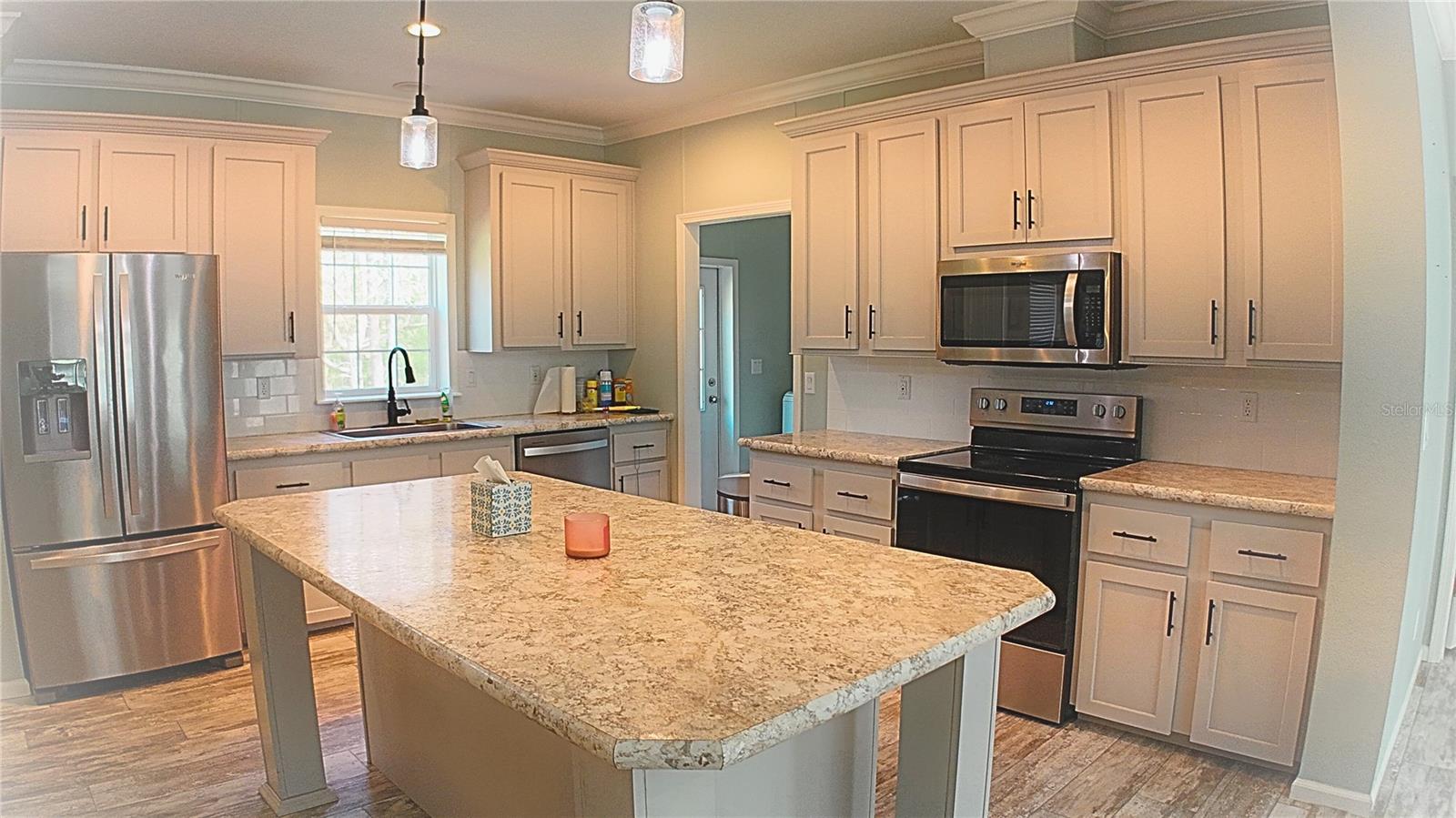 Image 6 of 21 For 10750 190th Street