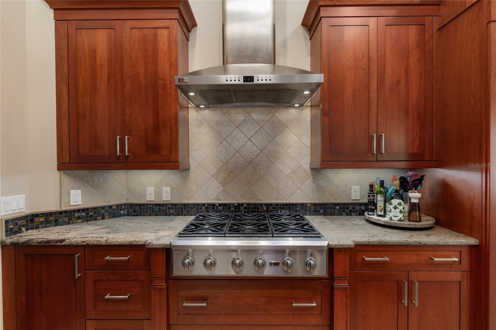 Image 29 of 89 For 3678 105th Street