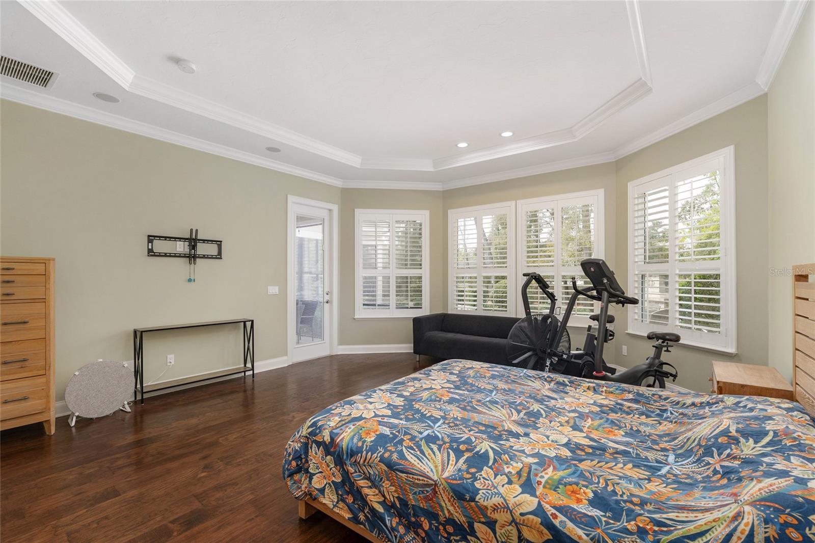 Image 38 of 89 For 3678 105th Street