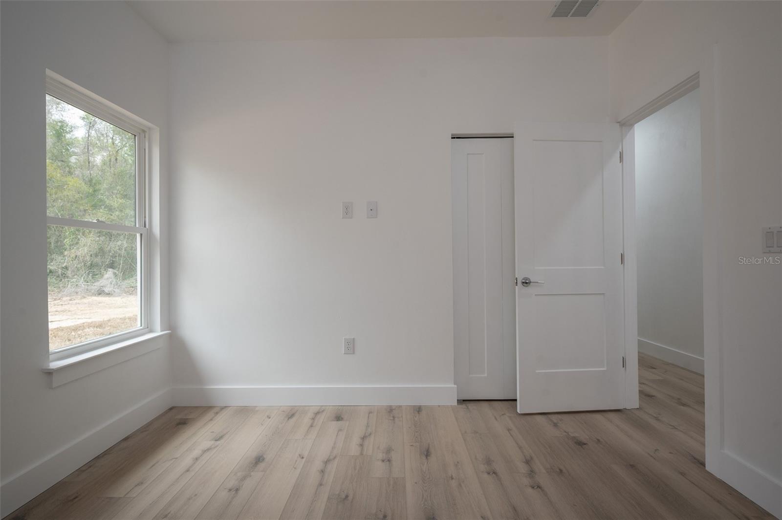 Image 14 of 22 For 12890 107th Avenue