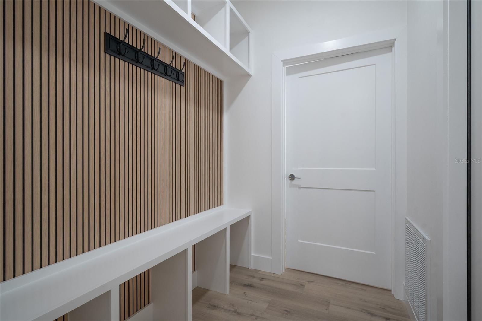 Image 18 of 22 For 12890 107th Avenue