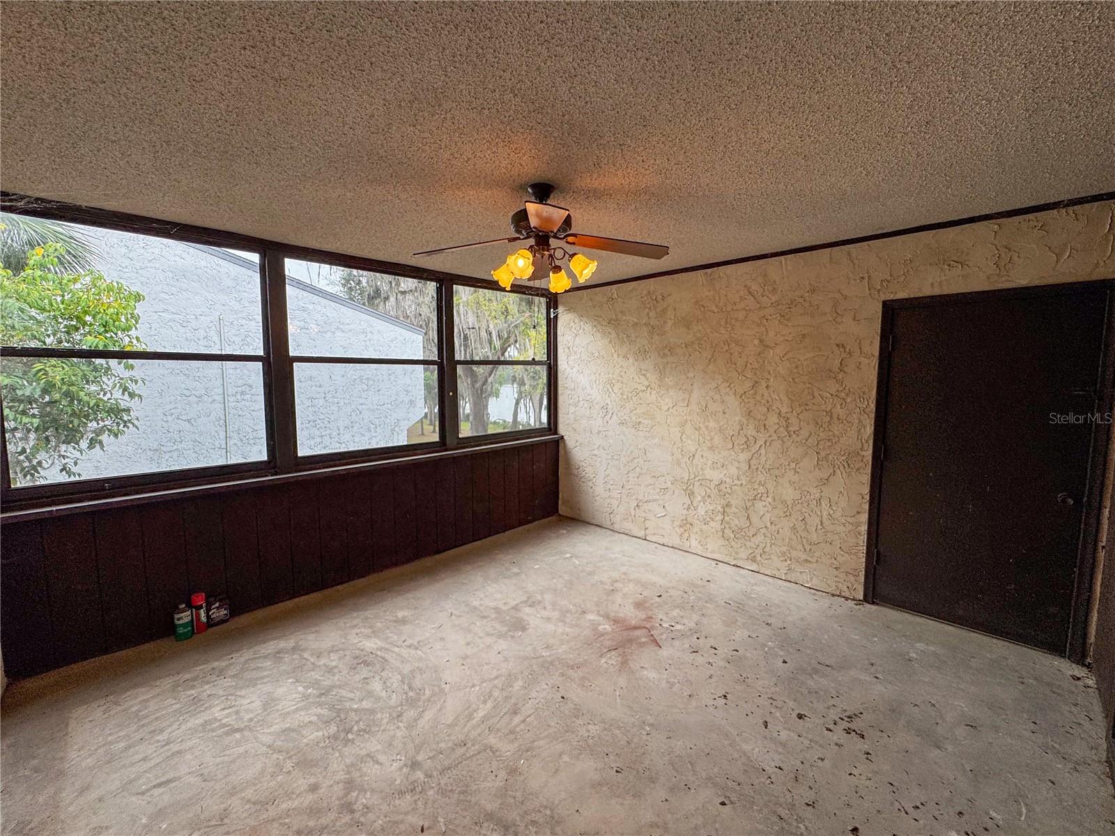 Image 18 of 19 For 2640 14th Drive 328