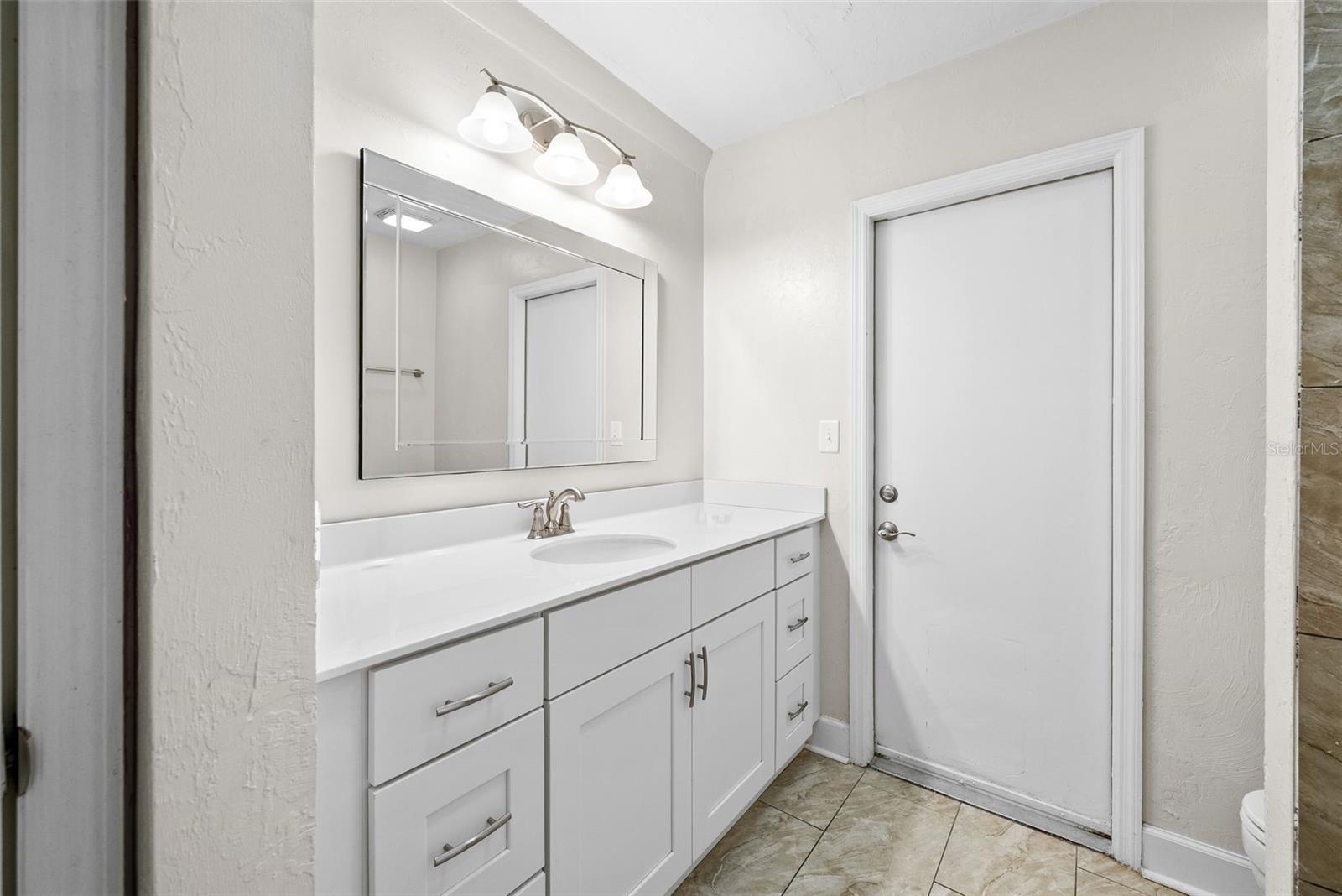 Image 25 of 34 For 945 82nd Terrace