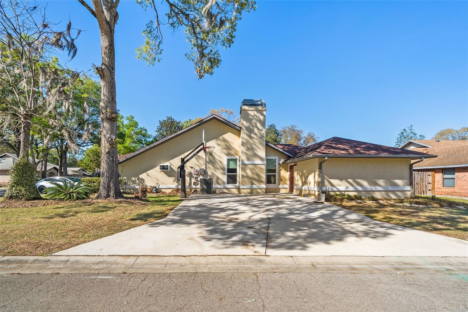 Image 32 of 34 For 945 82nd Terrace