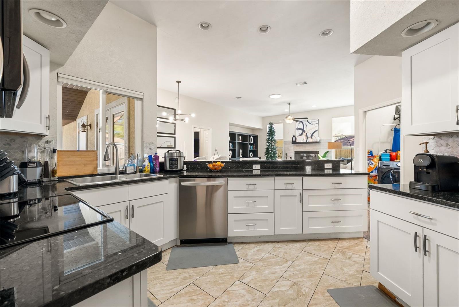 Image 9 of 34 For 945 82nd Terrace