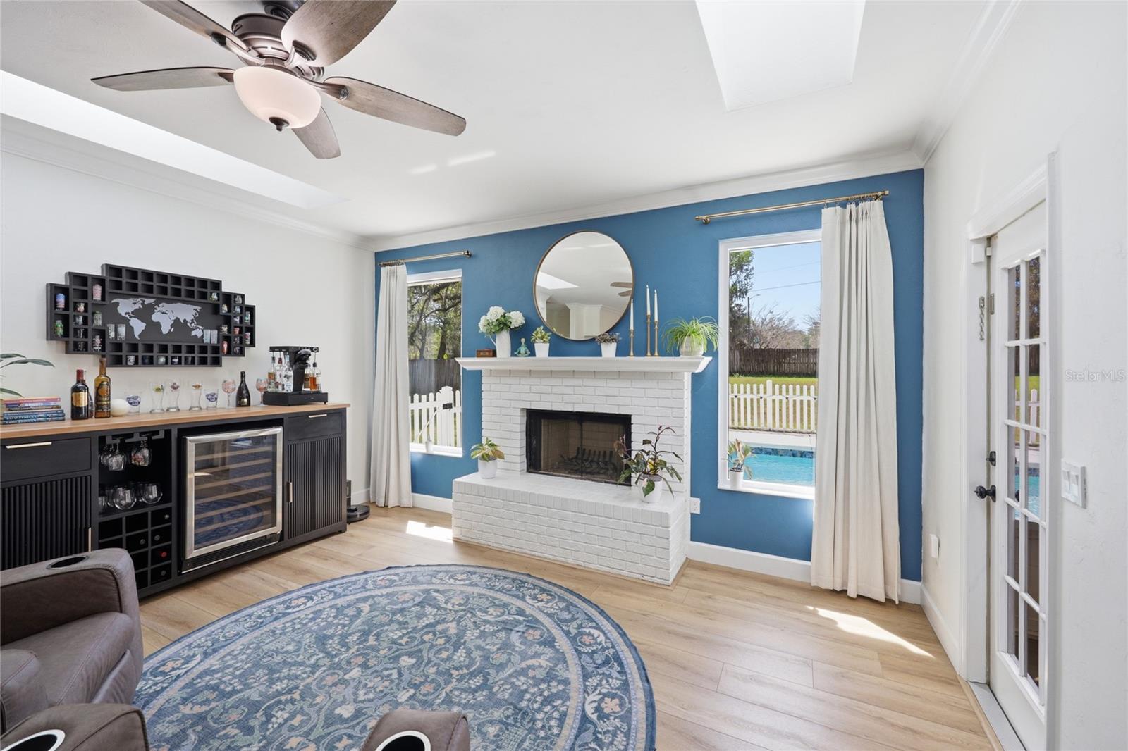 Image 15 of 73 For 10007 24th Place