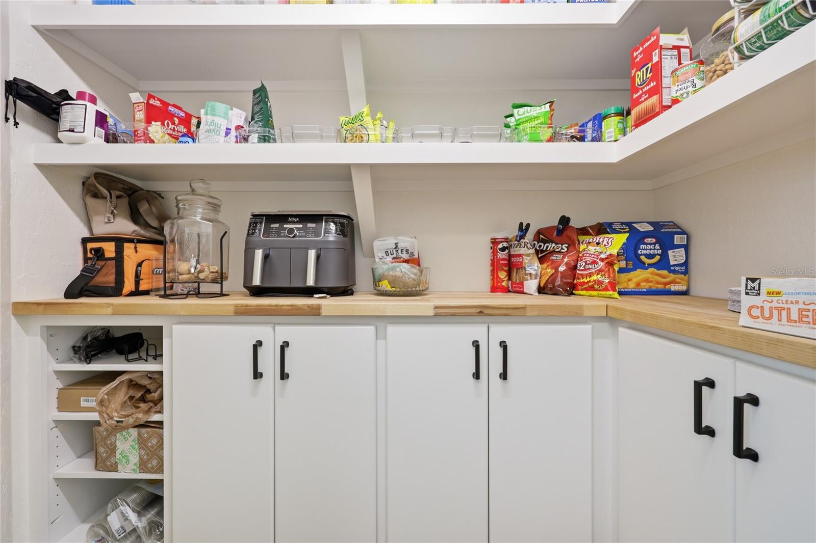 Image 24 of 73 For 10007 24th Place