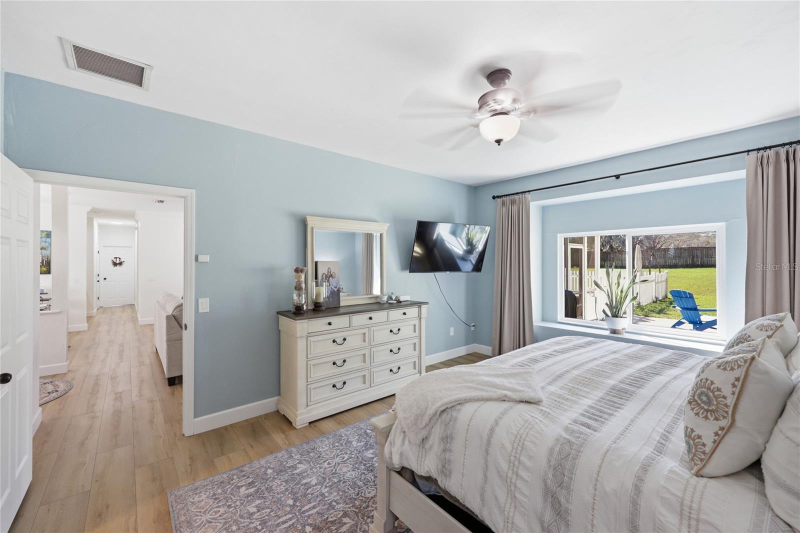 Image 27 of 73 For 10007 24th Place