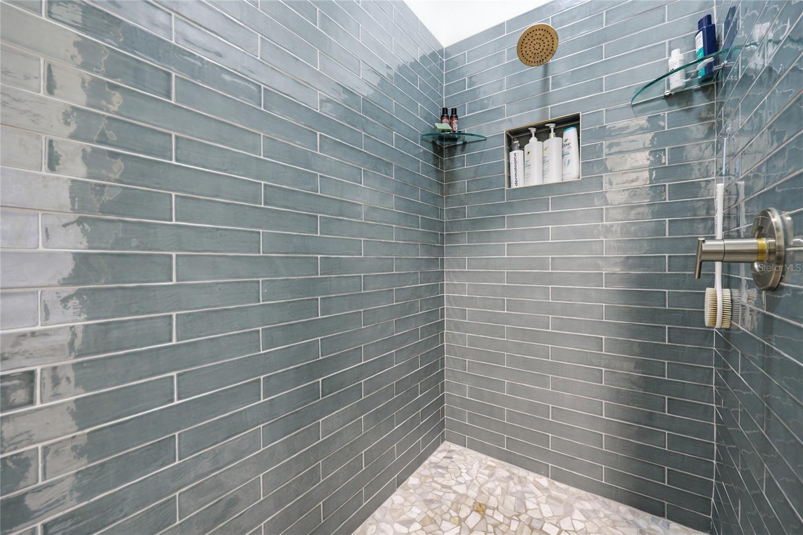 Image 32 of 73 For 10007 24th Place