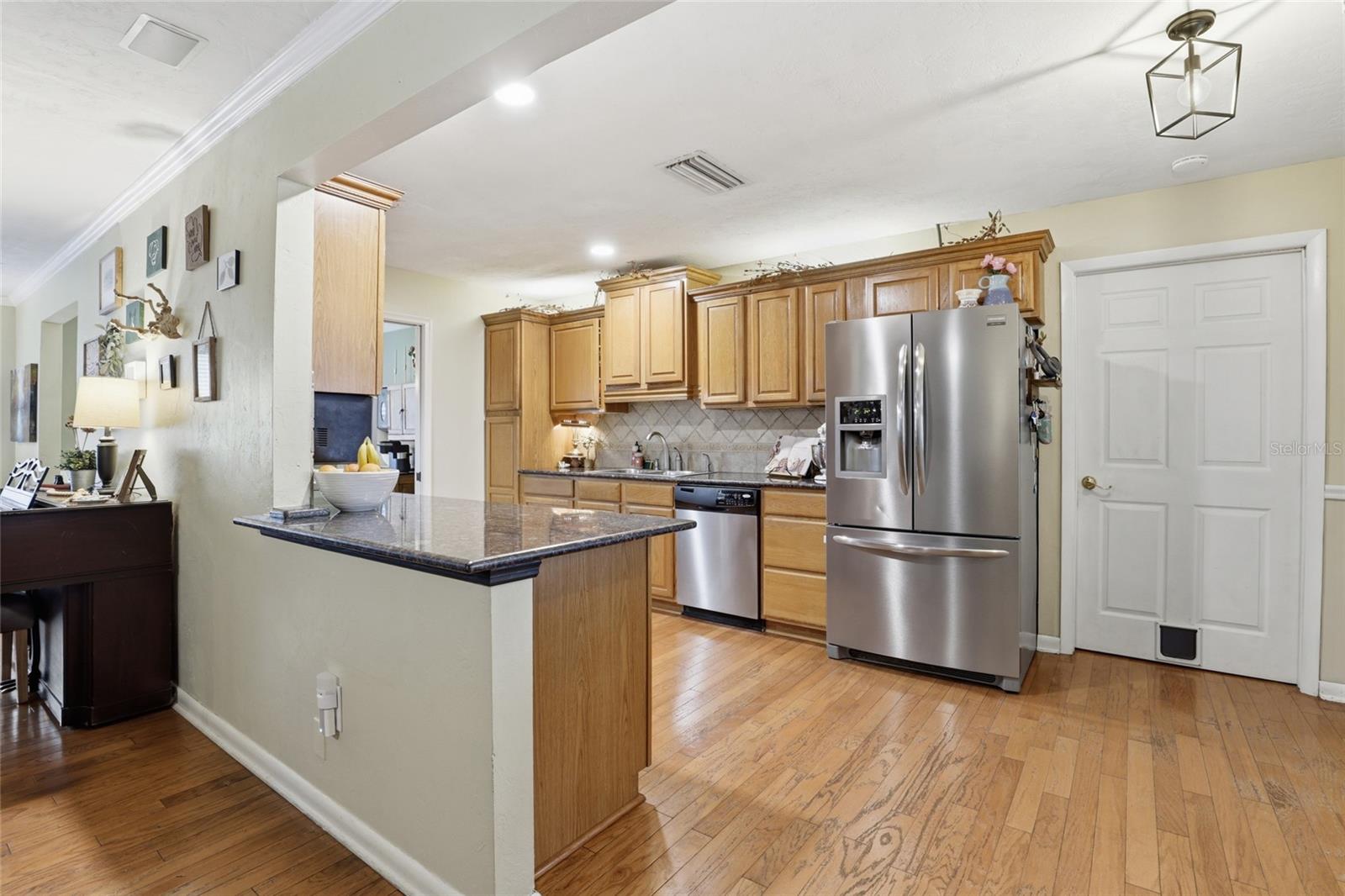 Image 12 of 38 For 4731 39th Street