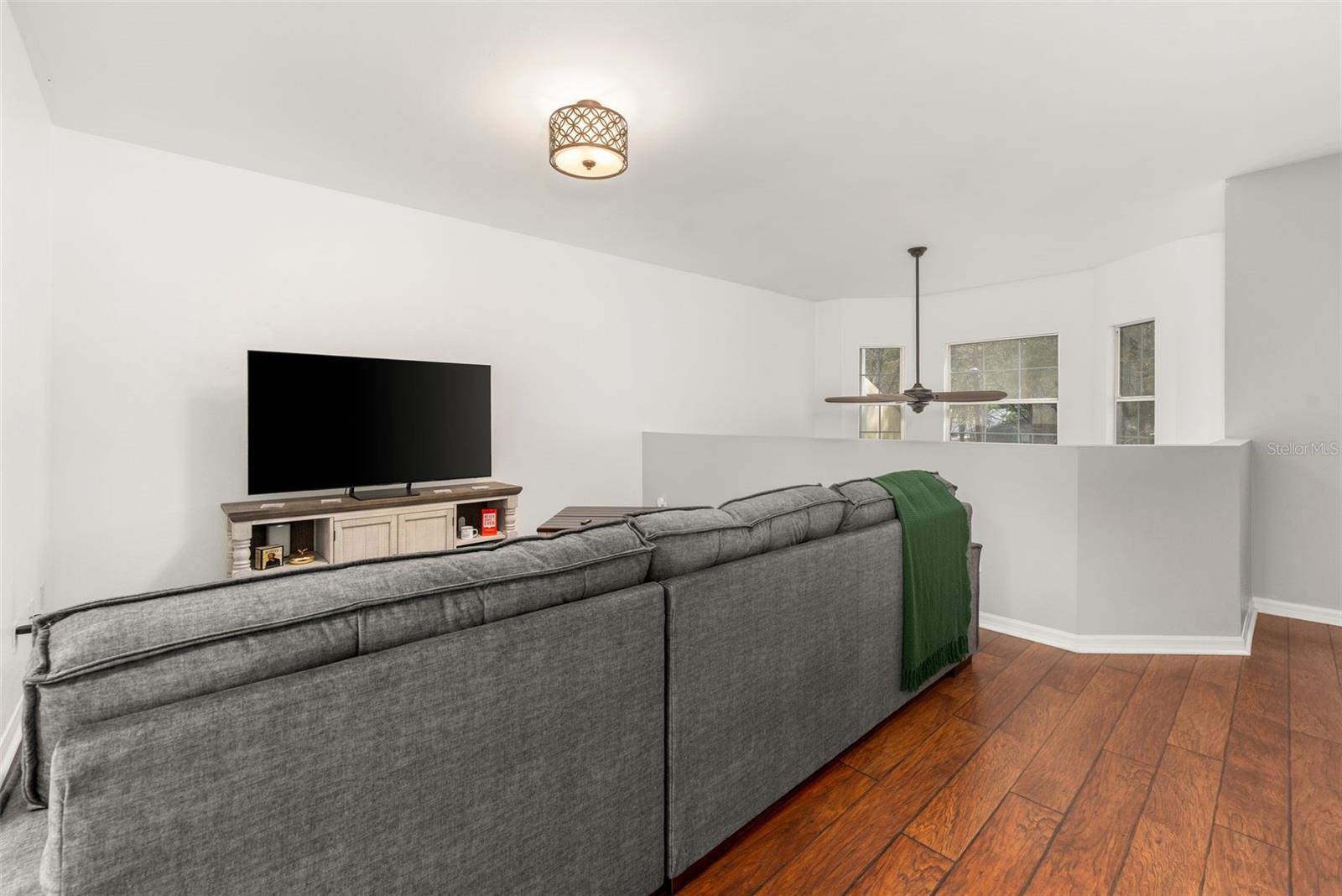 Image 13 of 29 For 416 50th Boulevard 39