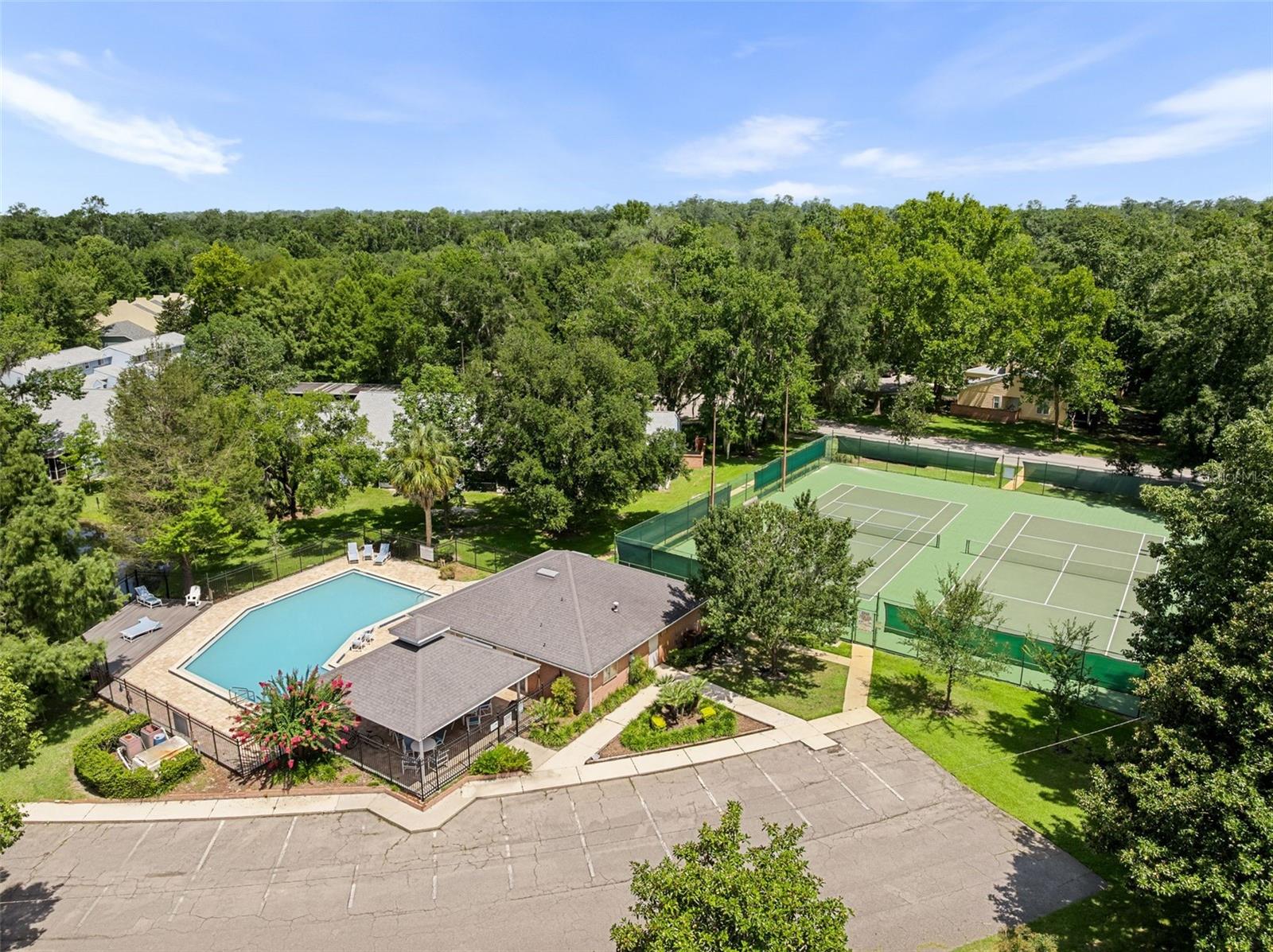 Image 25 of 29 For 416 50th Boulevard 39