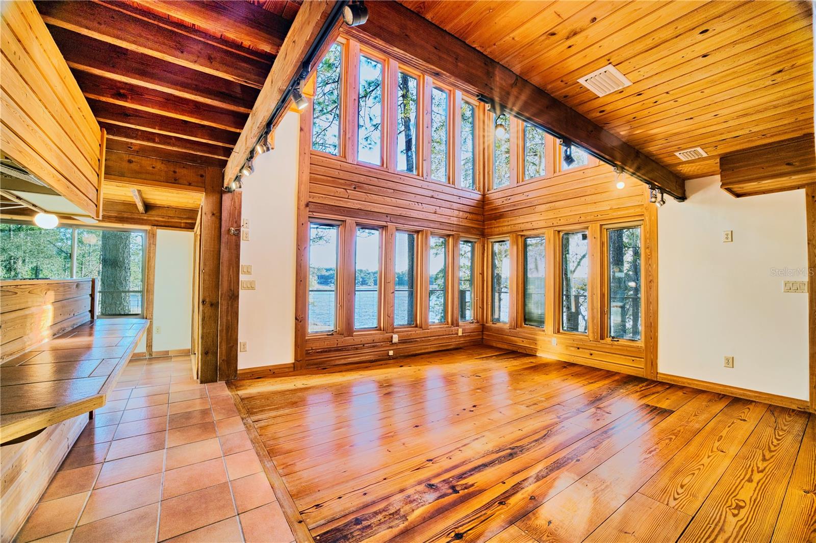 Image 10 of 50 For 123 Mason Lake Trail