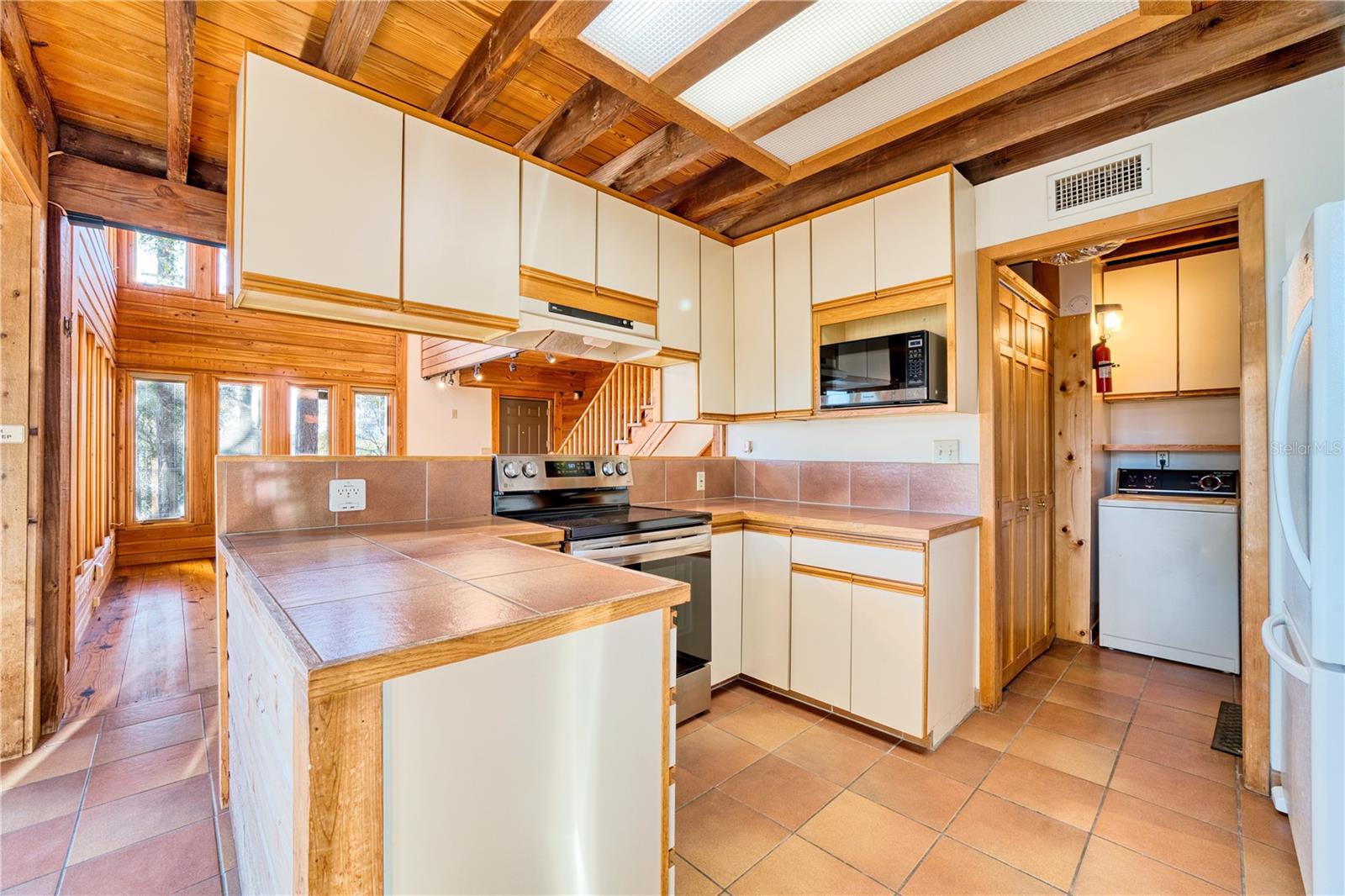 Image 14 of 50 For 123 Mason Lake Trail