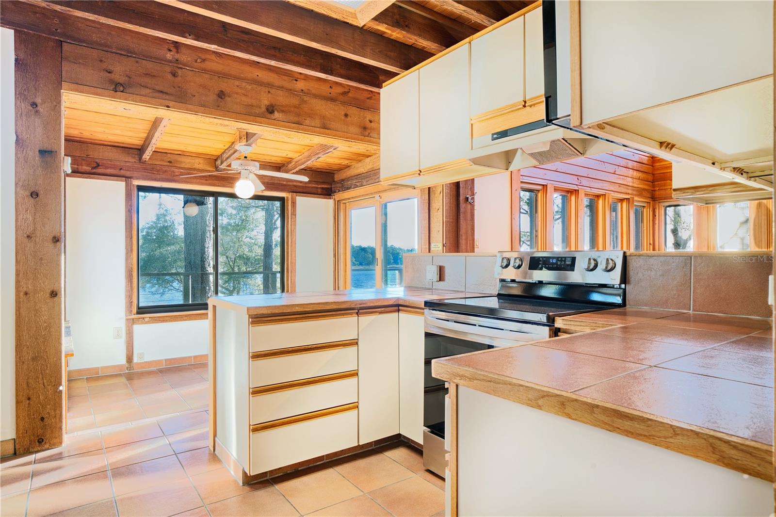 Image 16 of 50 For 123 Mason Lake Trail