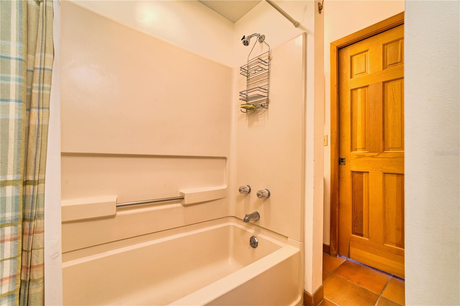 Image 23 of 50 For 123 Mason Lake Trail