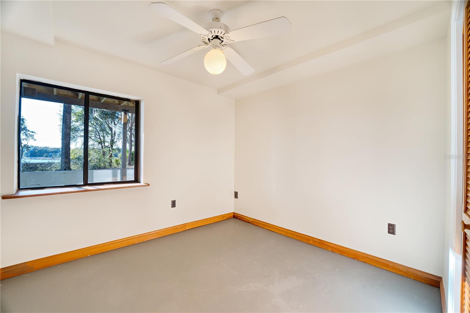 Image 40 of 50 For 123 Mason Lake Trail