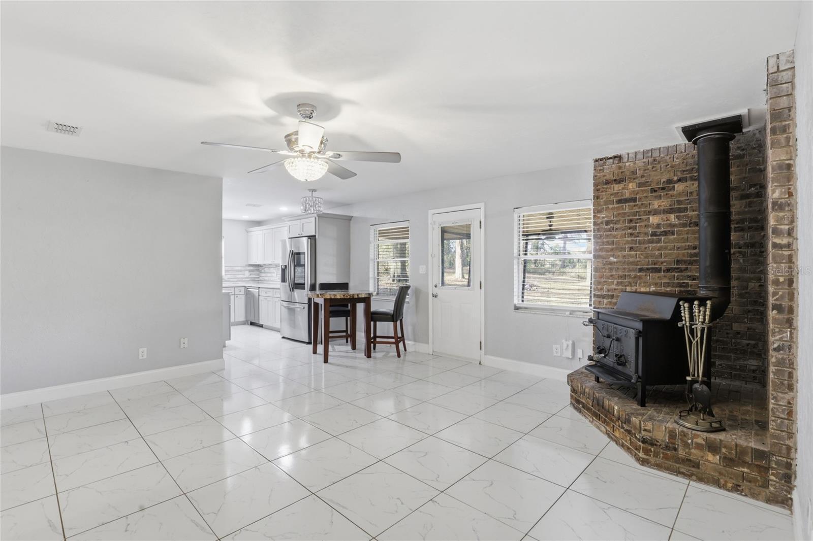 Image 5 of 29 For 11908 164th Terrace