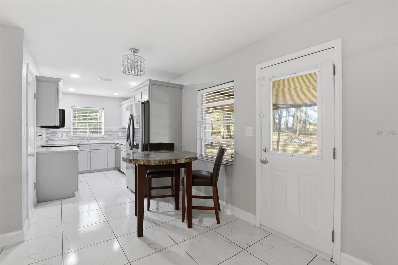 Image 6 of 29 For 11908 164th Terrace