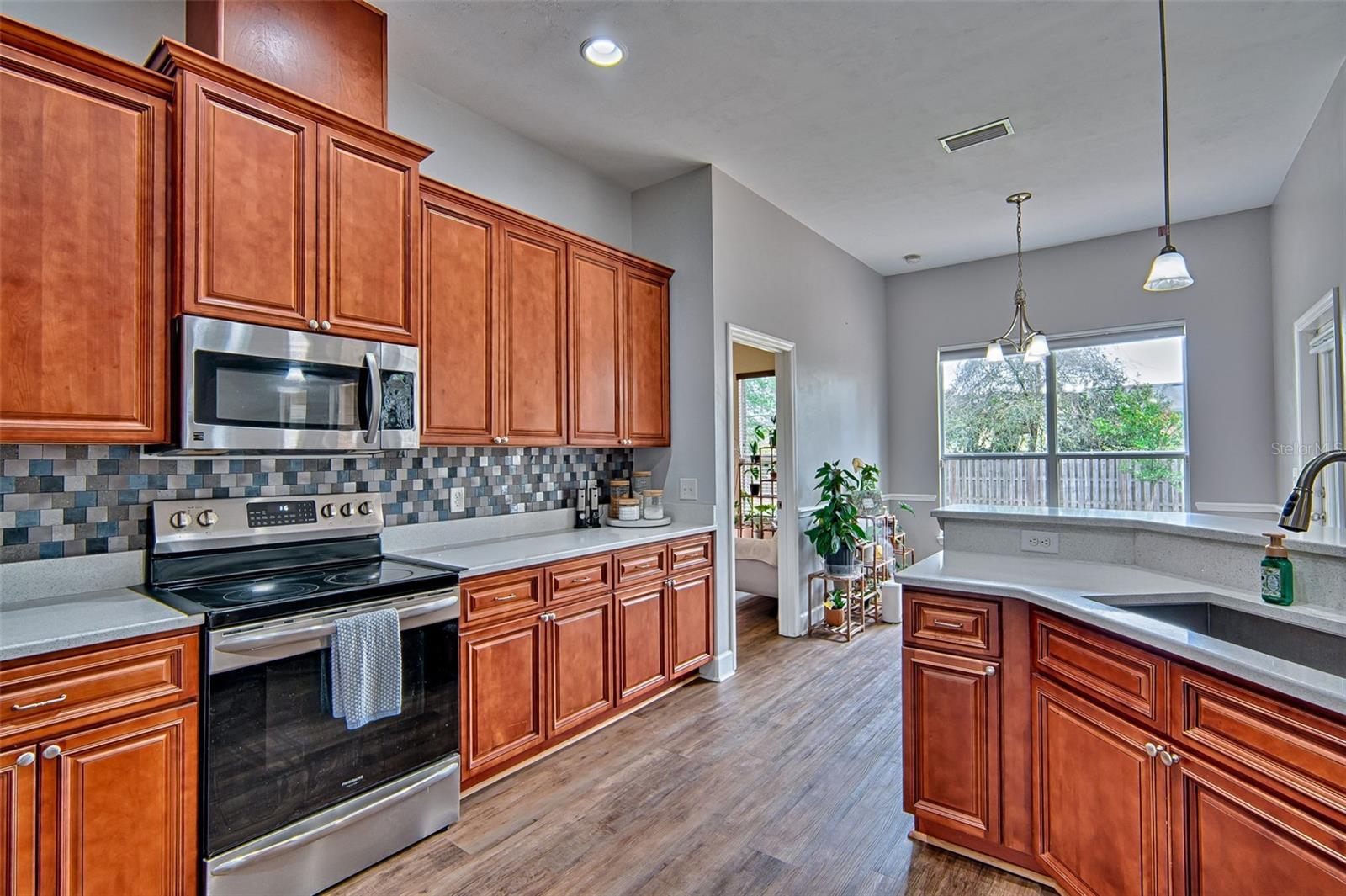 Image 11 of 42 For 15122 149th Road