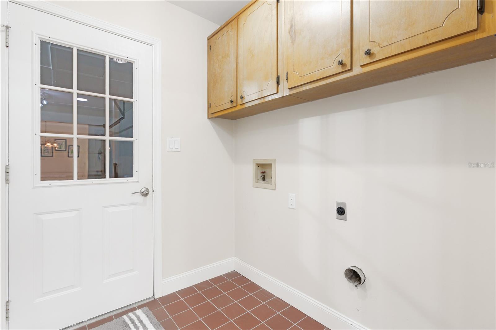 Image 15 of 69 For 12946 Myers Ann Street