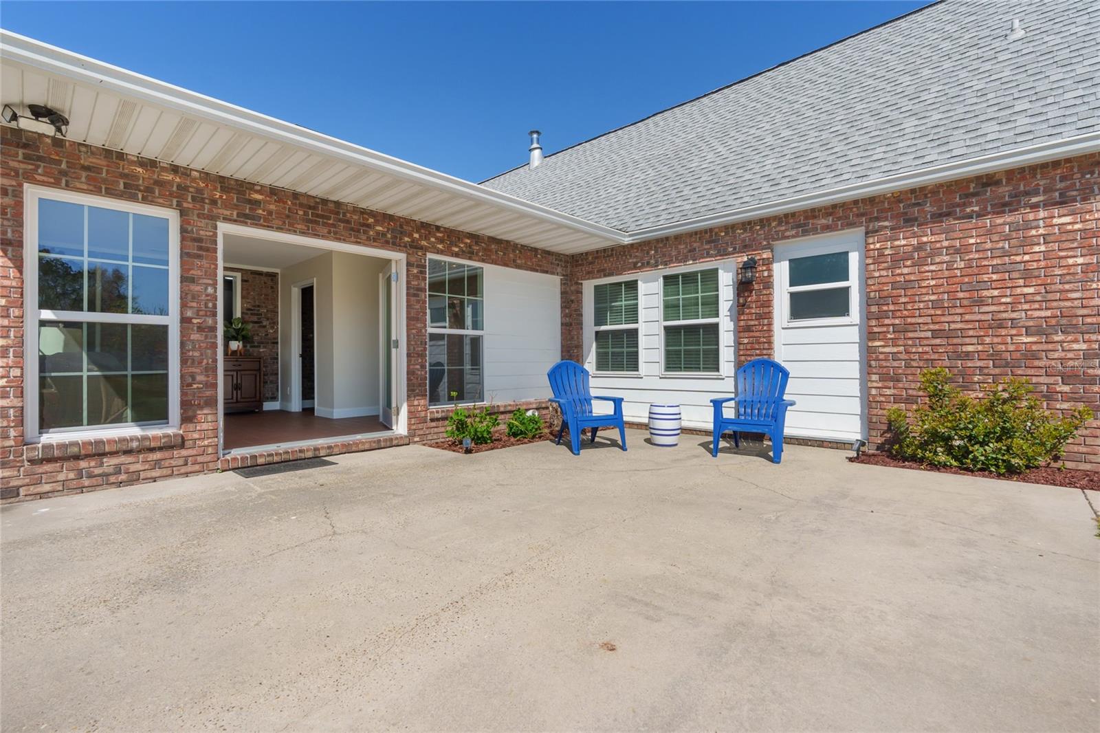 Image 22 of 69 For 12946 Myers Ann Street