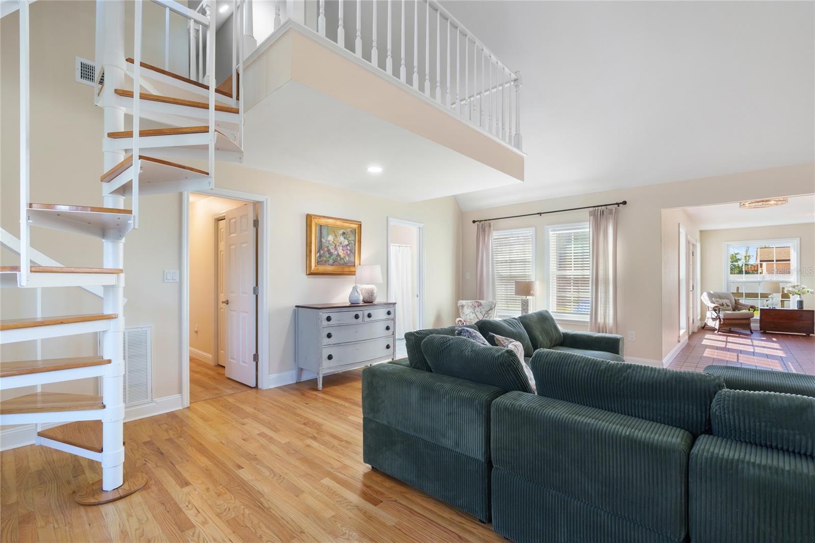 Image 26 of 69 For 12946 Myers Ann Street