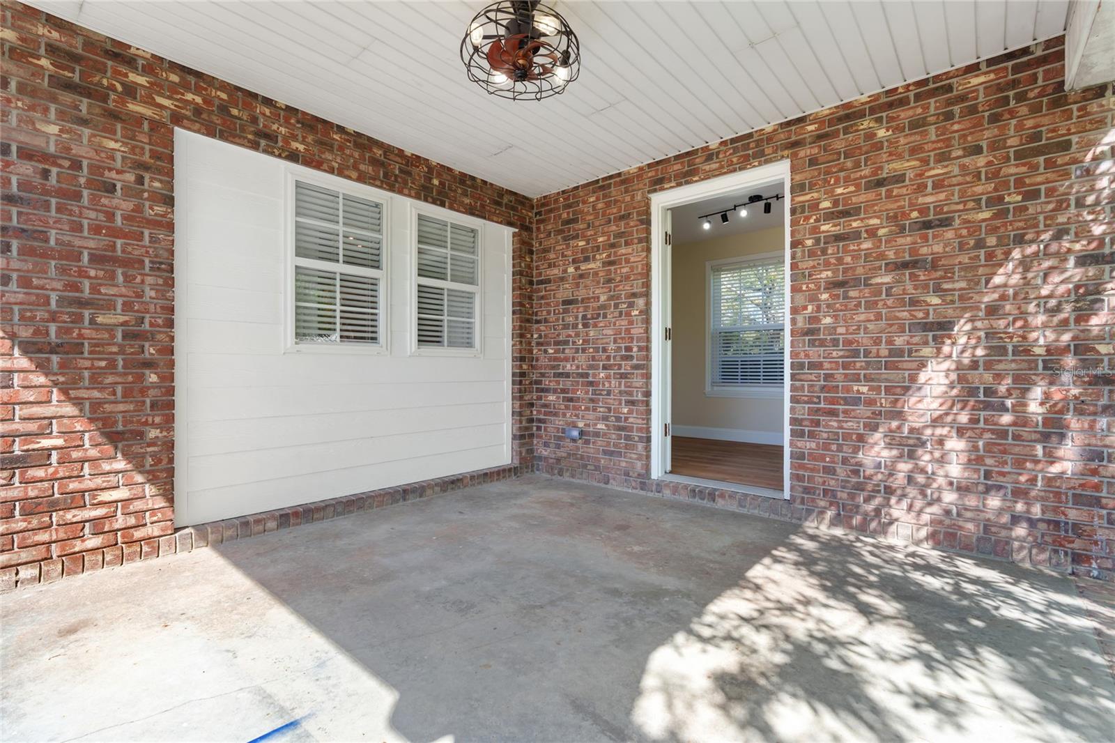 Image 39 of 69 For 12946 Myers Ann Street