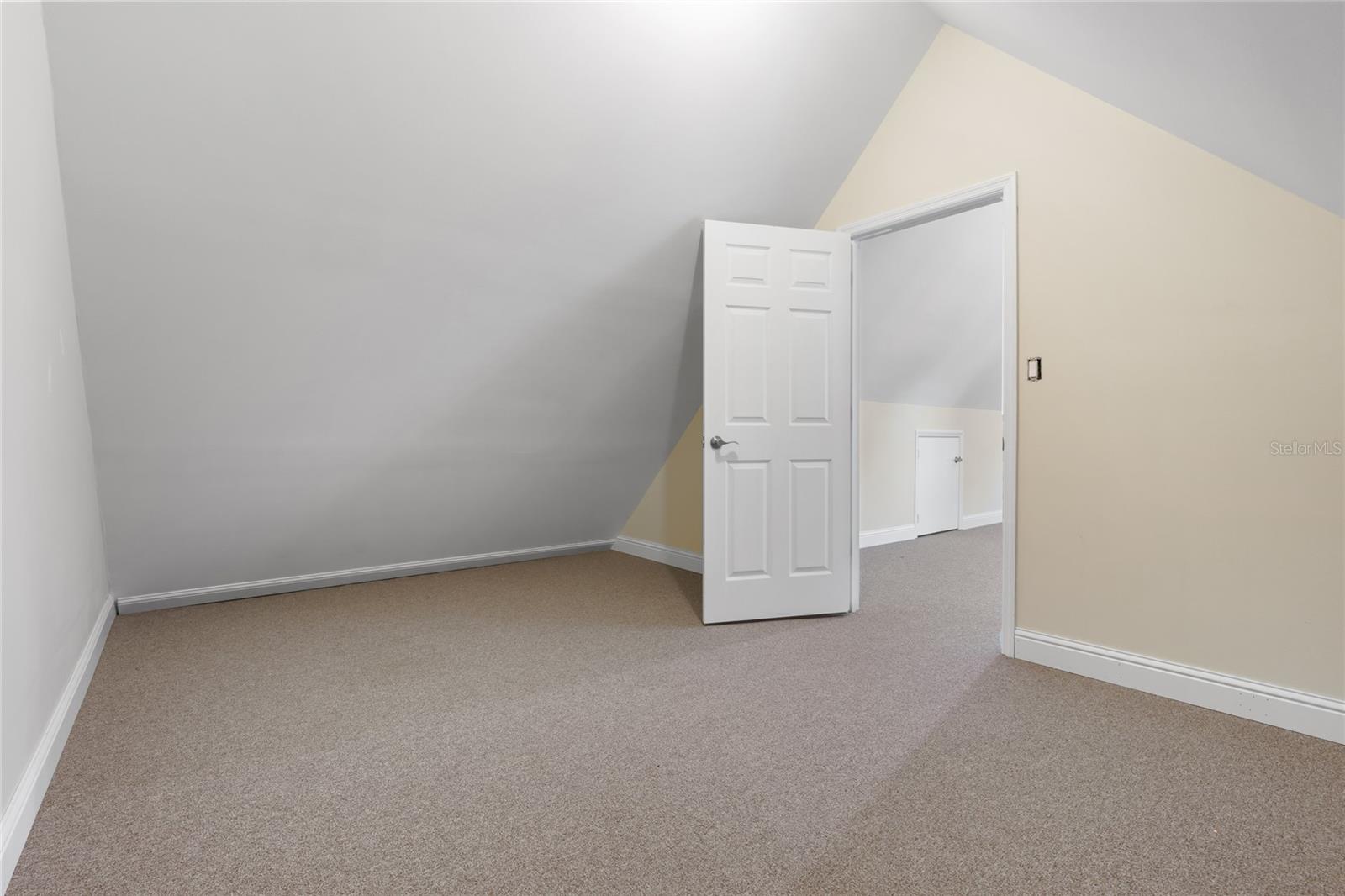 Image 45 of 69 For 12946 Myers Ann Street