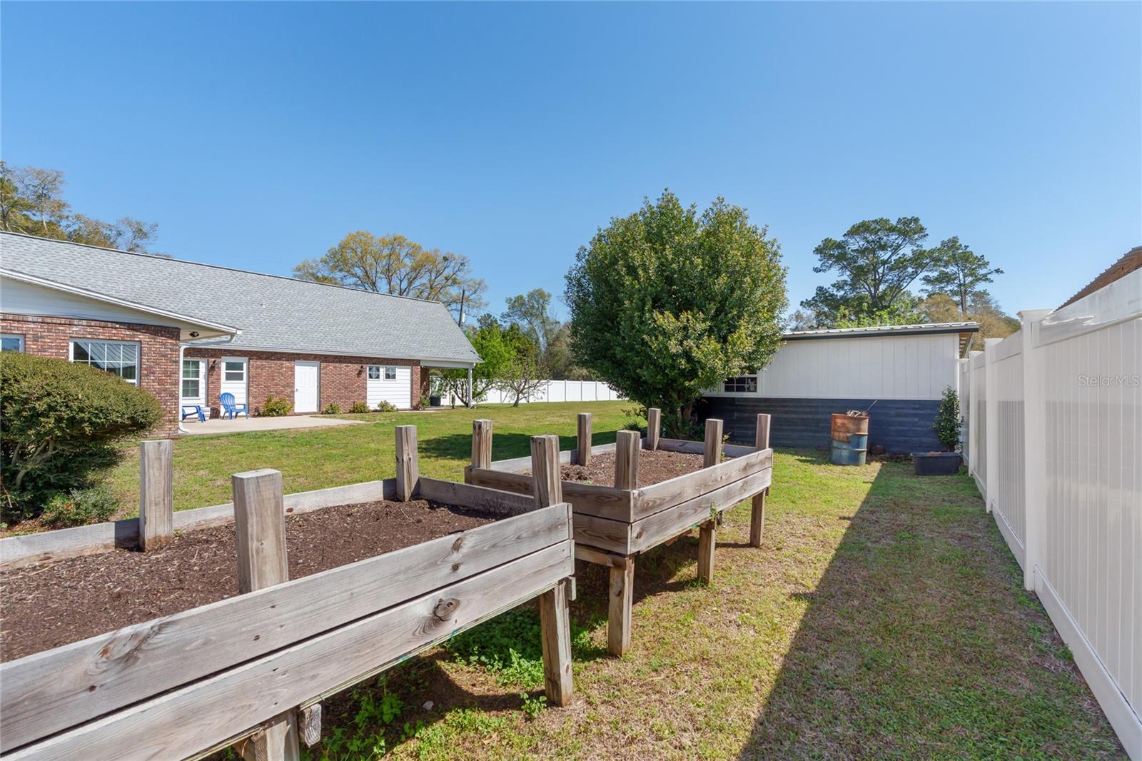 Image 60 of 69 For 12946 Myers Ann Street