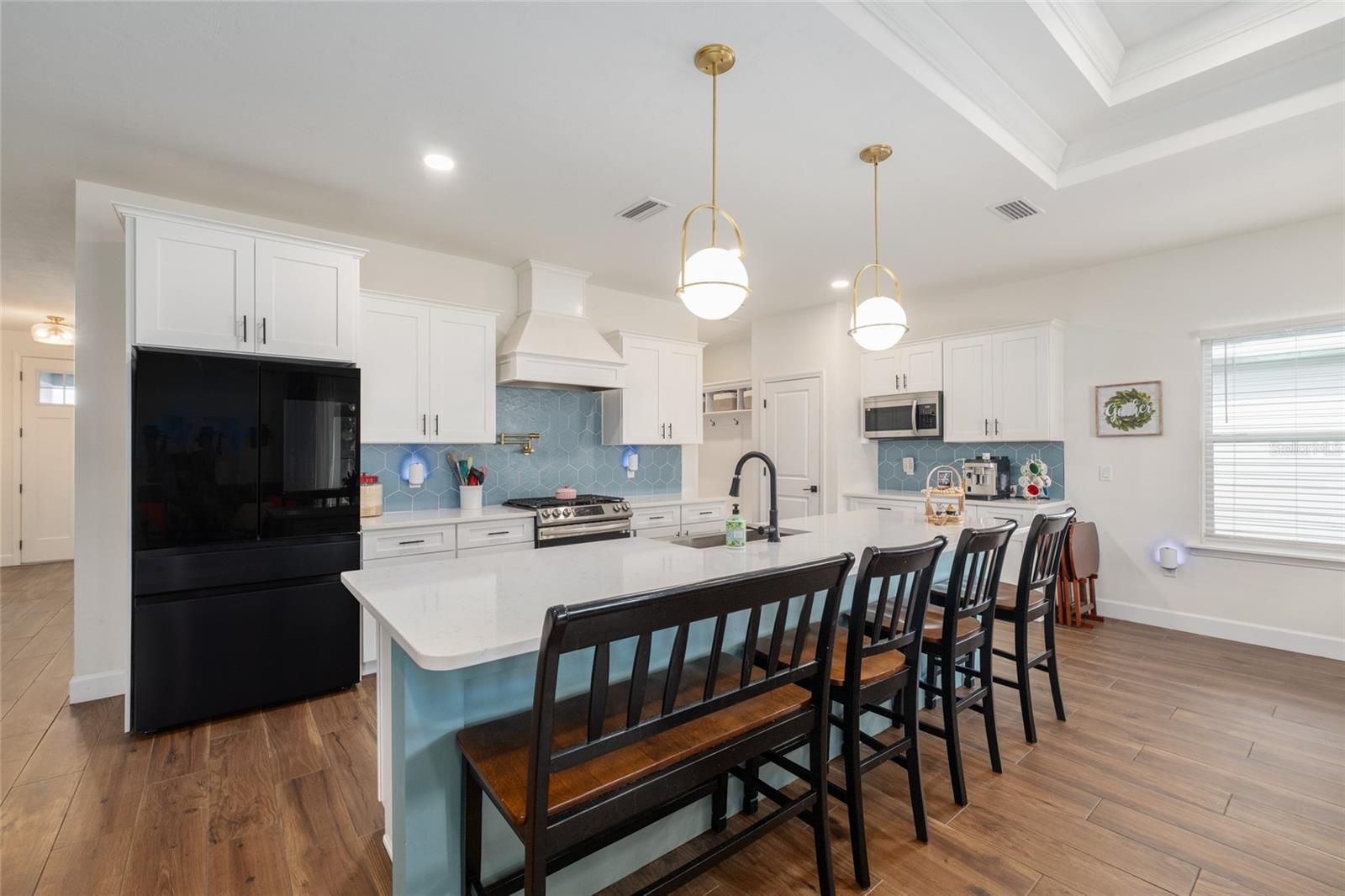 Image 10 of 37 For 6659 12th Lane