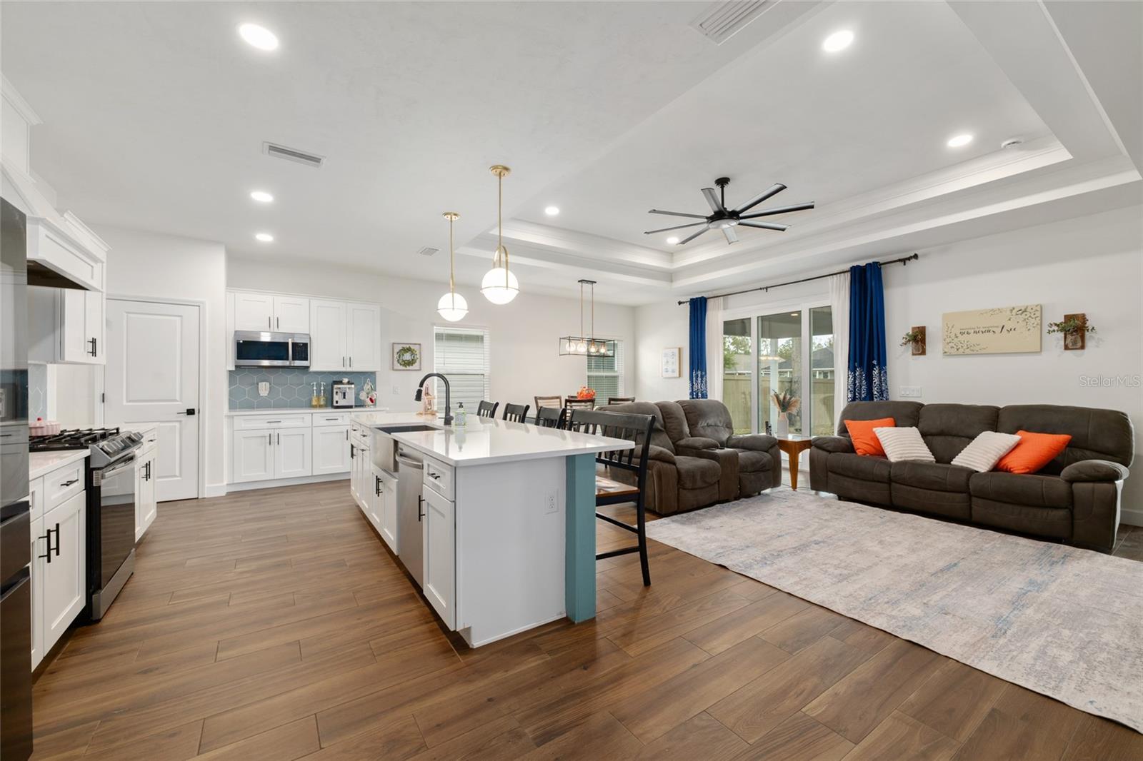 Image 16 of 37 For 6659 12th Lane