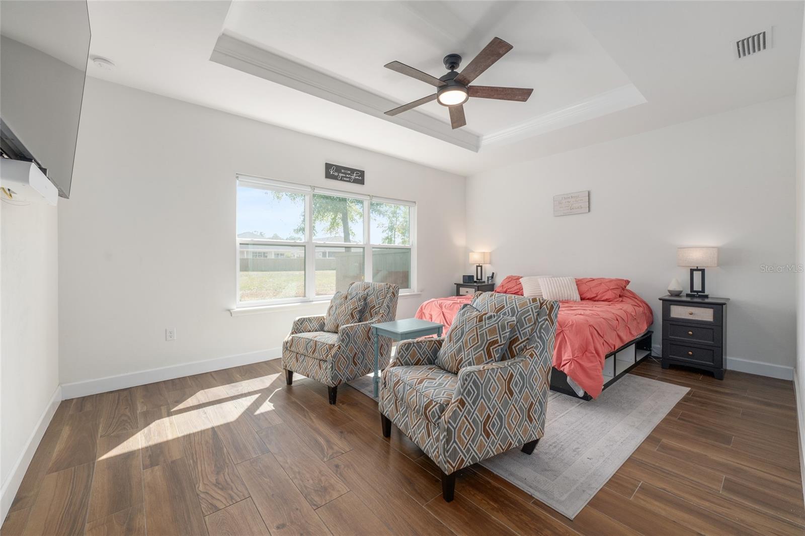 Image 18 of 37 For 6659 12th Lane