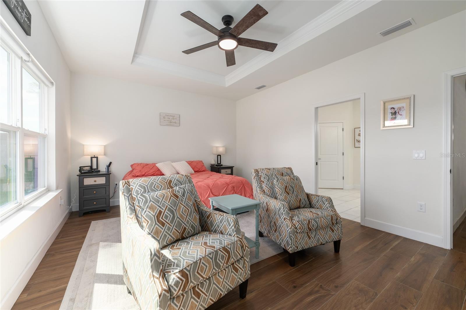 Image 19 of 37 For 6659 12th Lane