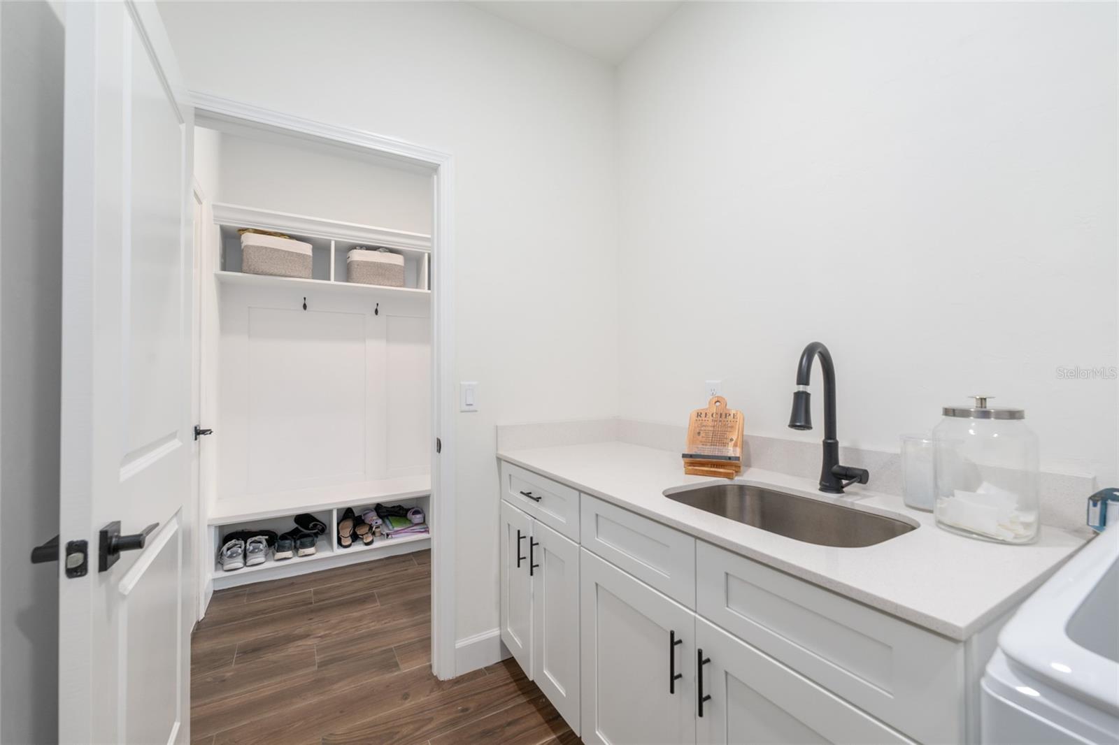 Image 29 of 37 For 6659 12th Lane