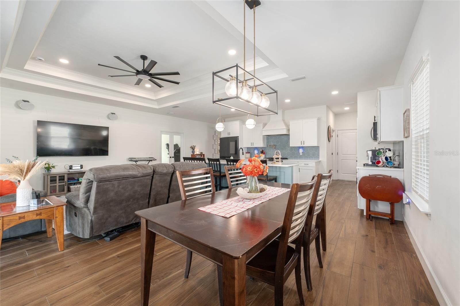 Image 8 of 37 For 6659 12th Lane